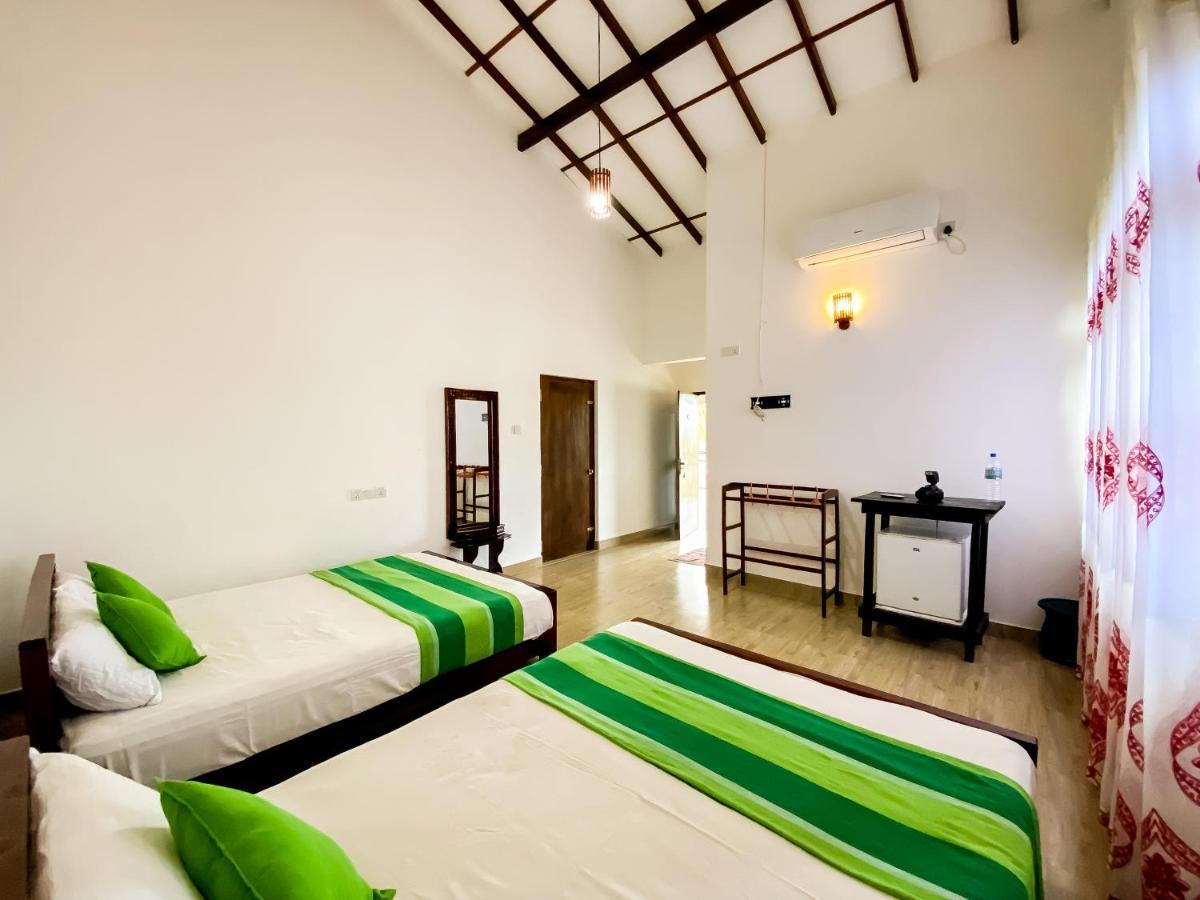 Lavender Home Yala Safari Tissamaharama Exterior photo